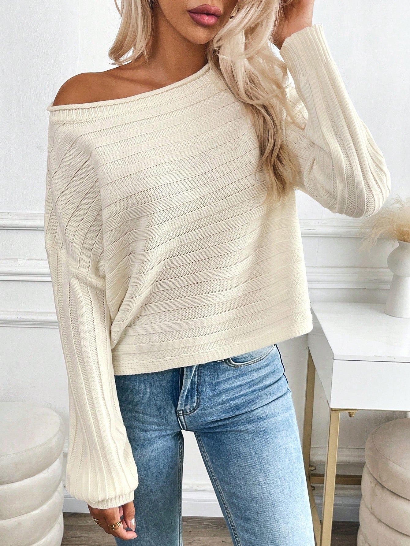 LUNE 2024 Early Autumn/Winter Women'S Off-Shoulder Solid Color Loose Casual Slouchy Sweater